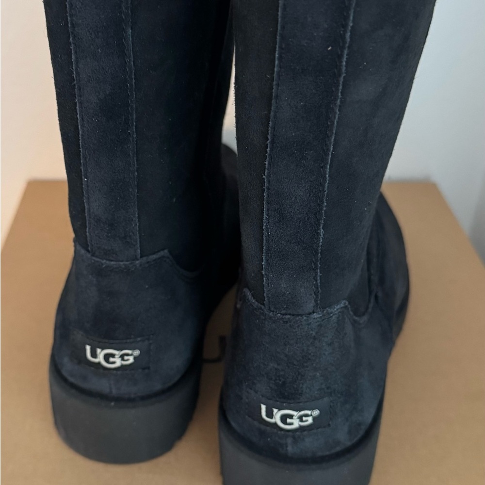 UGG Women's Amie Black Winter Boots